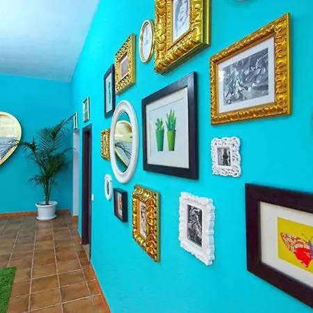 Holiday Park Apartments דירה