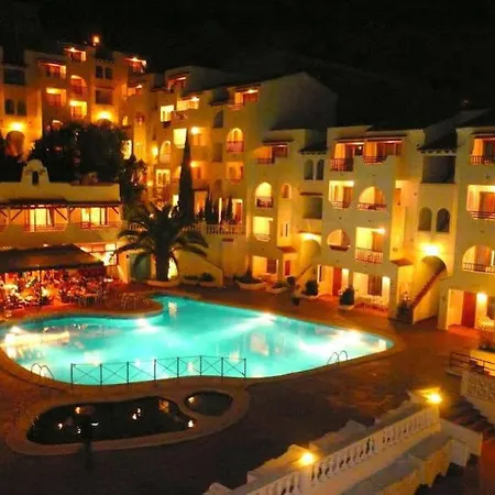 Holiday Park Apartments דירה סנטה פונסה
